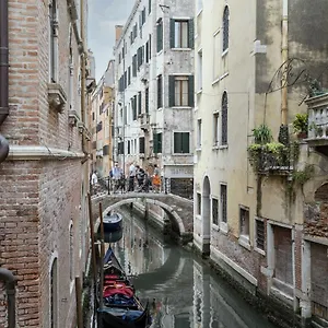 Gondola Luxury - Campo Santi Filippo E Giacomo By Wonderful Italy Apartment